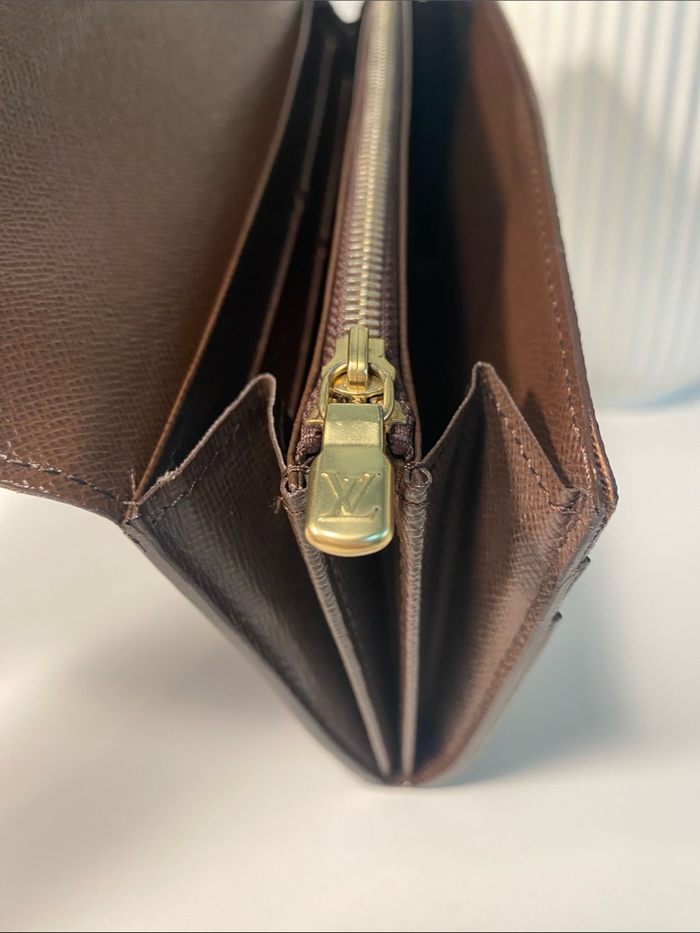 Louis Vuitton Damier Ebene Sarah Wallet - Picture 15 of 17